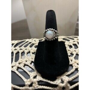 Opalight Round Stone Silver Tone Ring Size 4.5